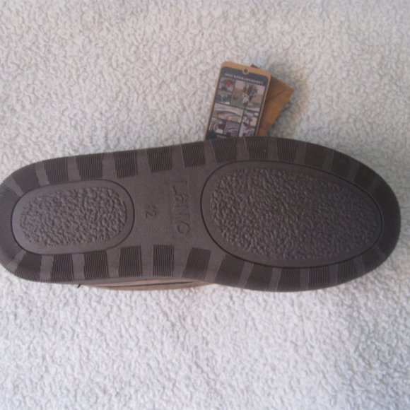 Lamo Harrison Moc Chocolate Brown Slippers - Picture 12 of 12